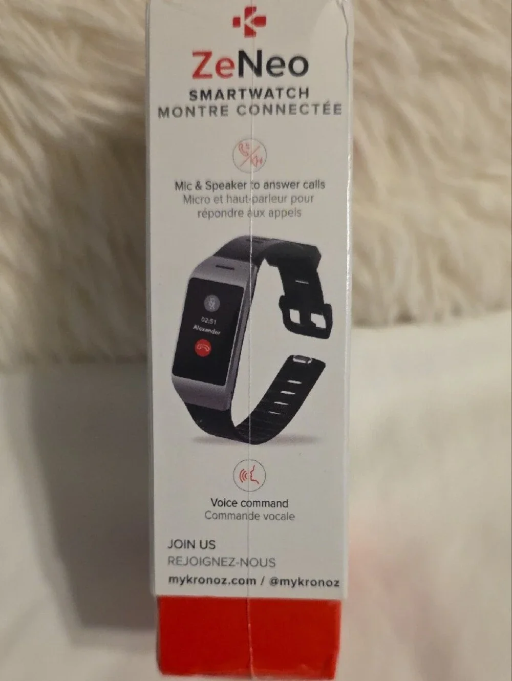 ZeNeo Smartwatch in Black and Silver